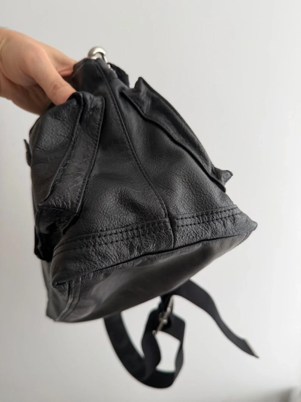 Goatskin The Large Cargo Bag Black - Picture 6 of 8